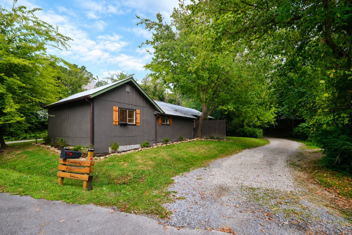 Firefly Bungalow #1 photo 28
